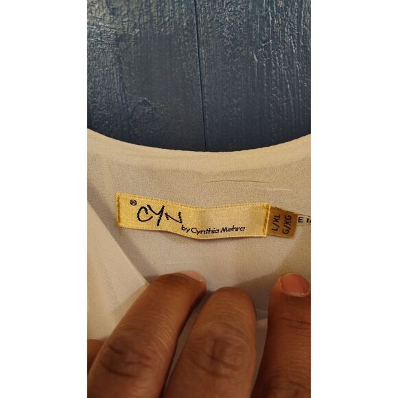 CYN Women's Cream With Multicolor Embroidery Crop Top Size L/XL - Picture 3 of 7